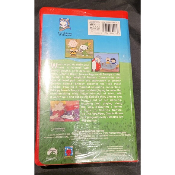 NEW sealed It's the Pied Piper Charlie Brown VHS 2000 Clamshell Peanuts Classic - Picture 2 of 2